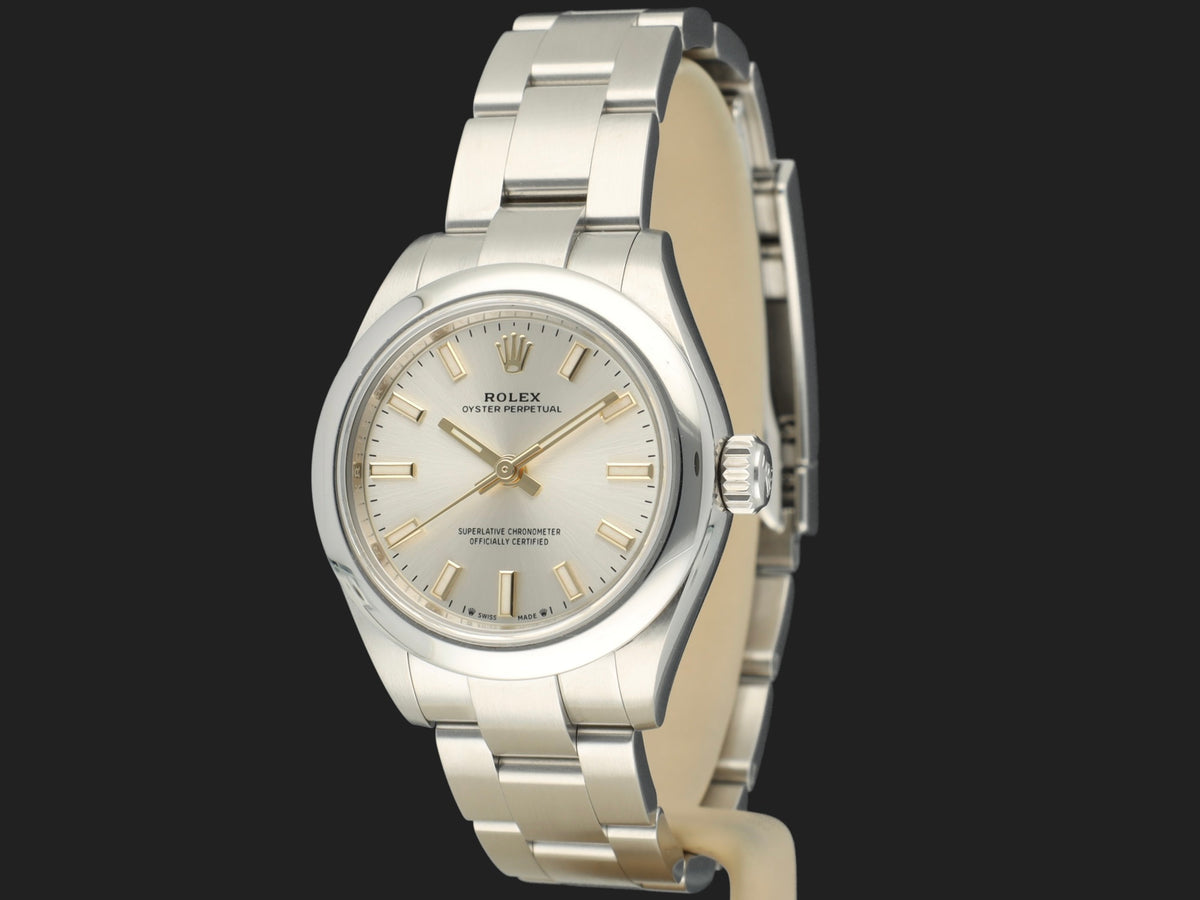 Rolex Oyster Perpetual 28 Silver Dial 276200  (1)