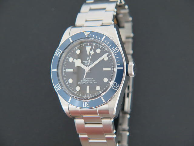 Tudor Tudor Heritage Black Bay Blue NEW