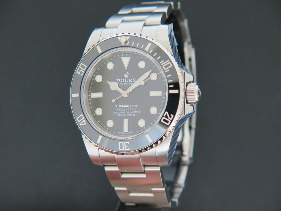 Rolex Submariner No Date 114060 (1)