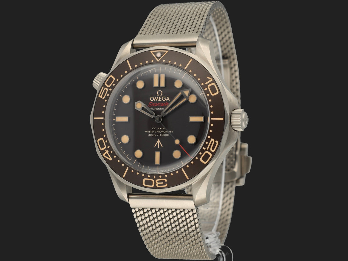 Omega Seamaster Diver 300M 007 Edition 210.90.42.20.01.001 (1)