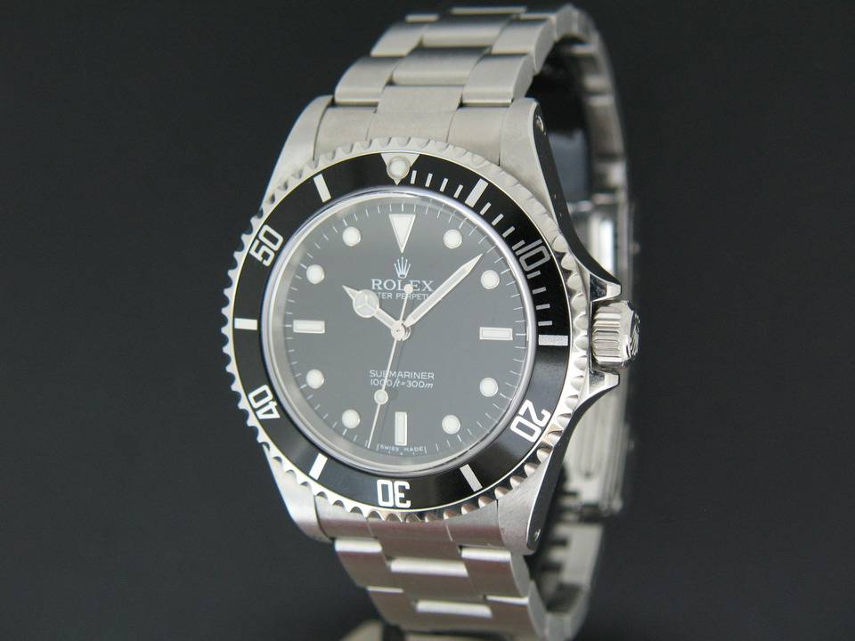 Rolex Oyster Perpetual Submariner No Date (1)