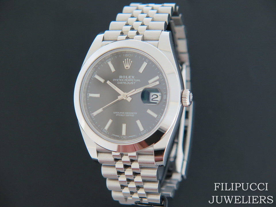 Rolex Datejust 41 Black Dial 126300    (1)