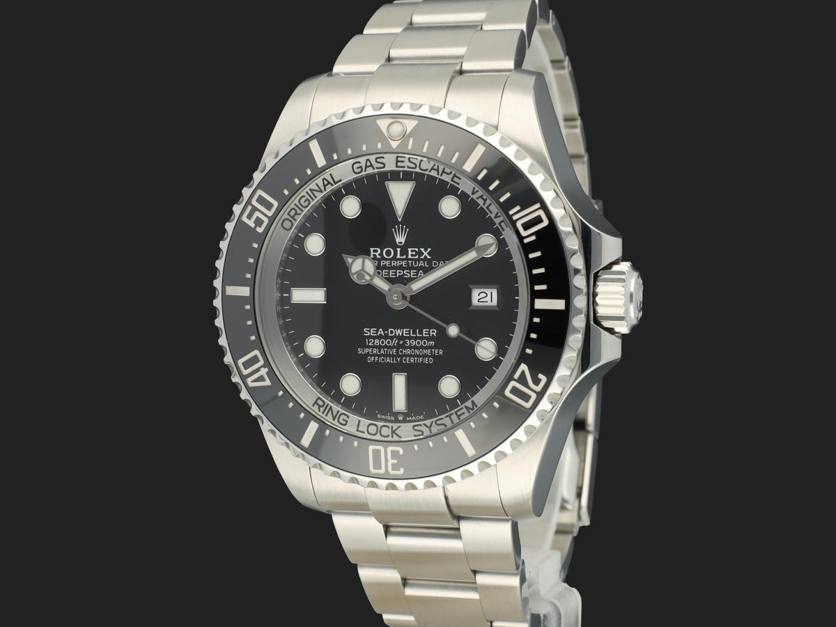 Rolex Sea-Dweller Deepsea 126660  (1)