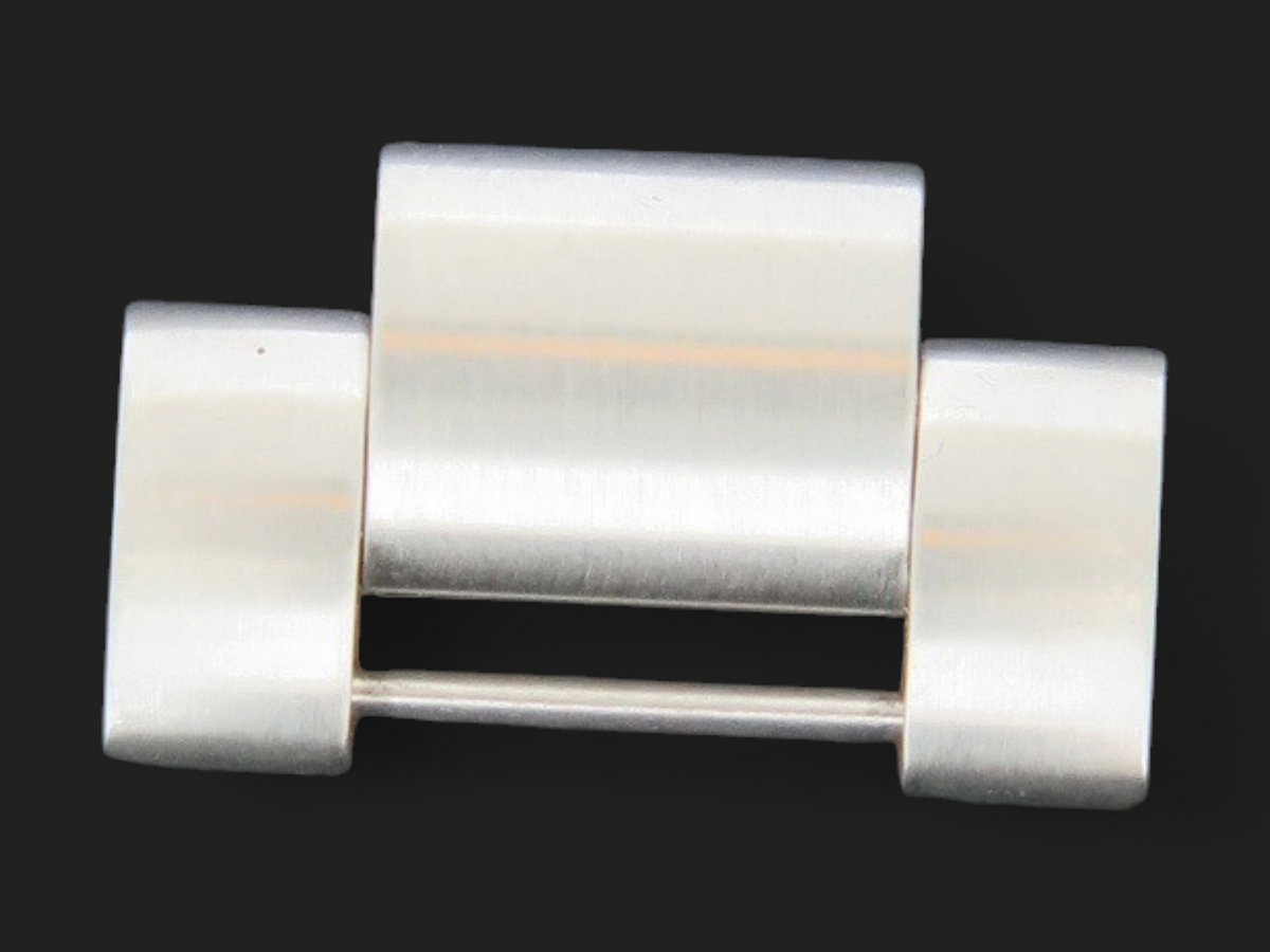 Omega Steel 18MM Link (1)