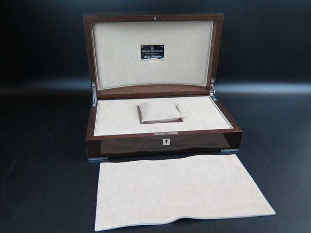 Girard-Perregaux Luxury Box set 'Haute Horlogerie'