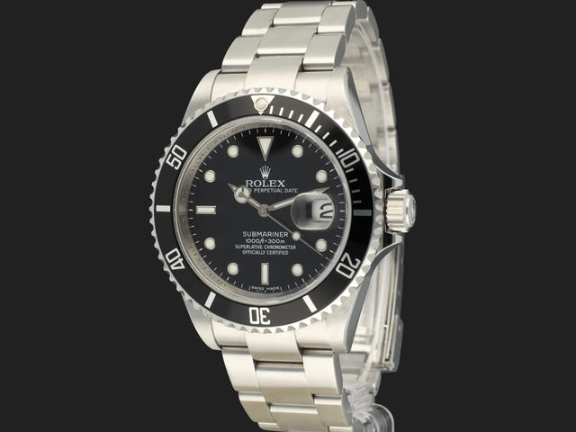 Rolex Submariner Date V-Serial Rehaut