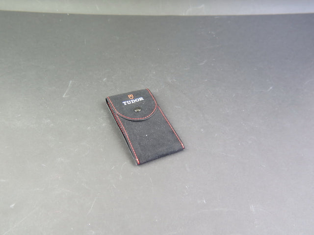 Tudor Travel pouch