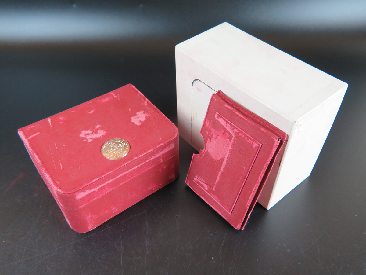 Omega Box Set With Cardholder (1)
