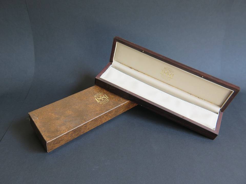Movado Vintage Box