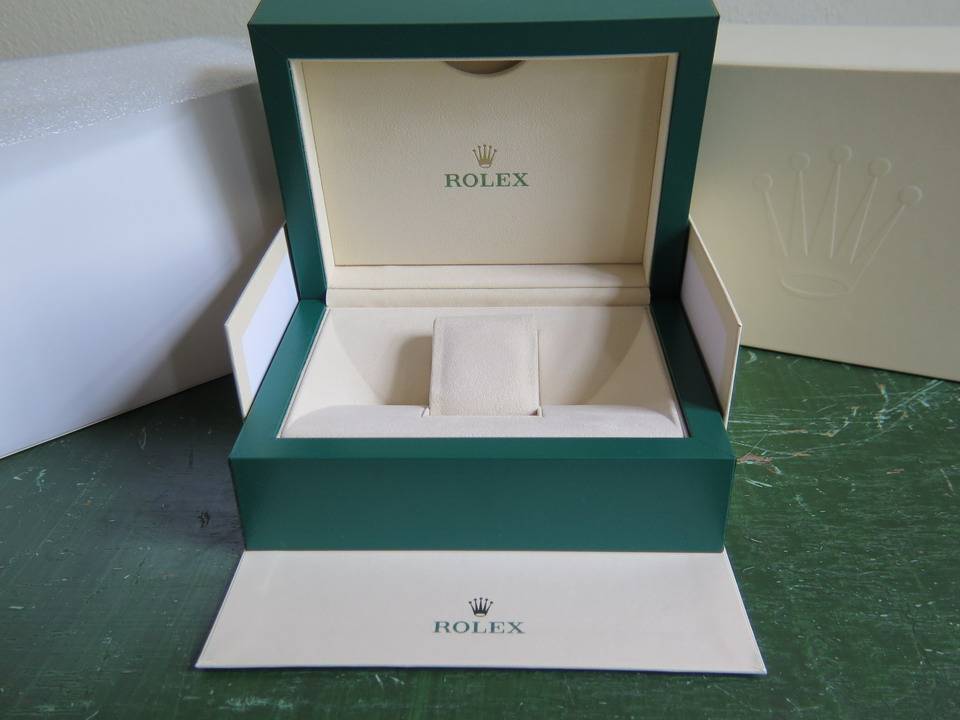 Rolex Large Box 39141.71 (1)