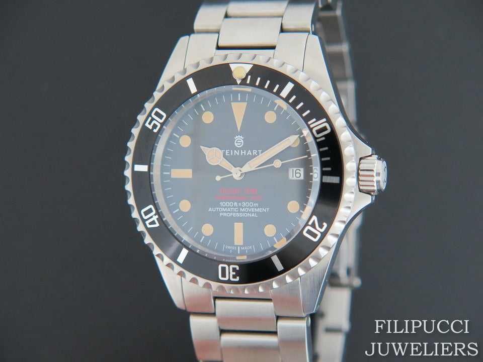 Steinhart Ocean One vintage RED (1)