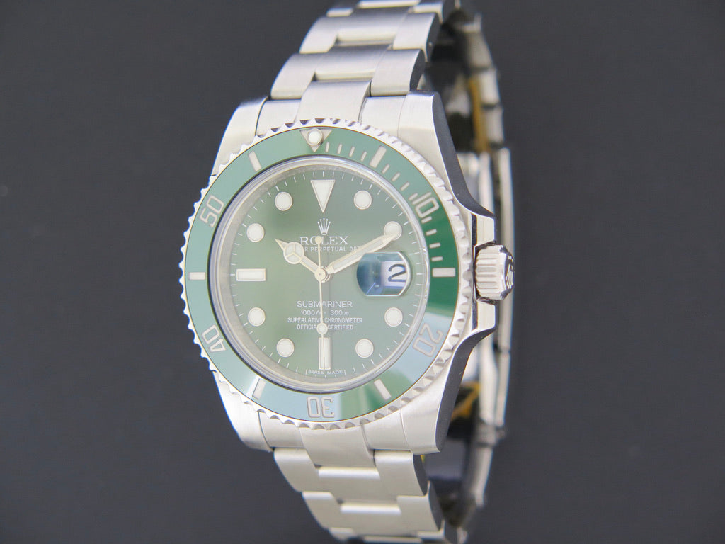 Rolex Submariner Date 116610LV (1)