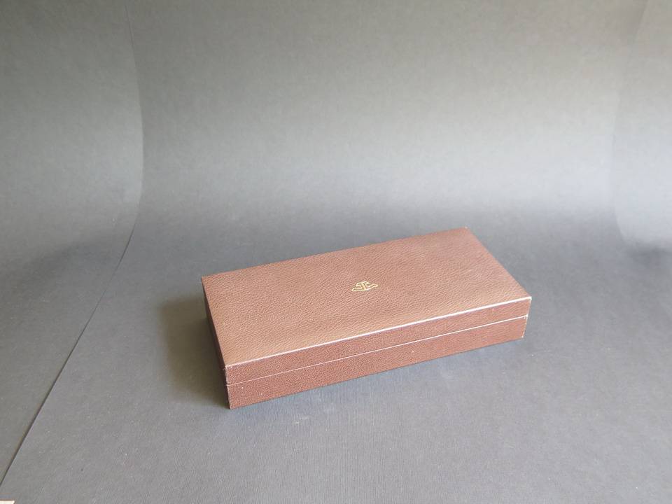 Jaeger-LeCoultre Vintage Box (1)