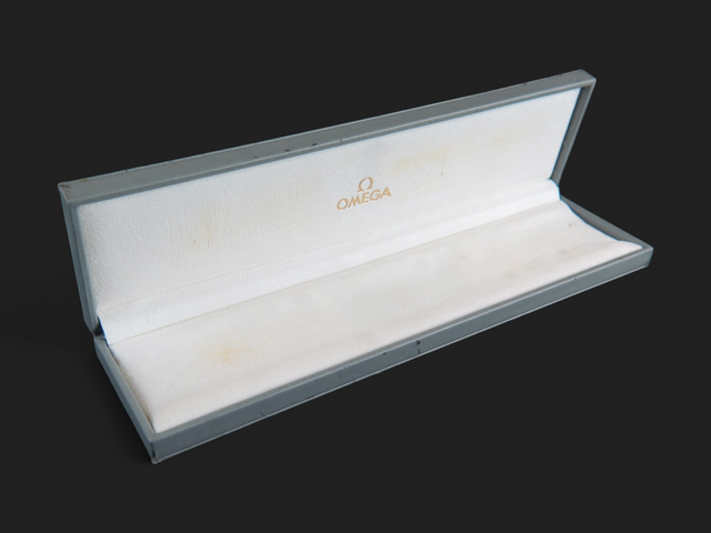 Omega Vintage Box