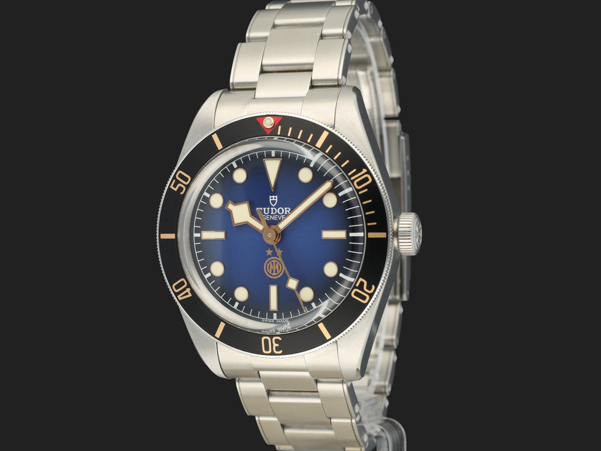 Tudor Black Bay 58 'Inter Milan' Limited Edition 79030N NEW (1)