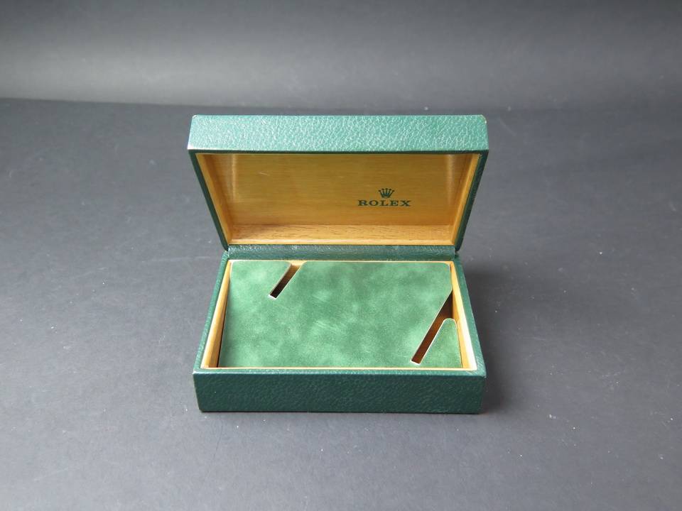Rolex box (1)
