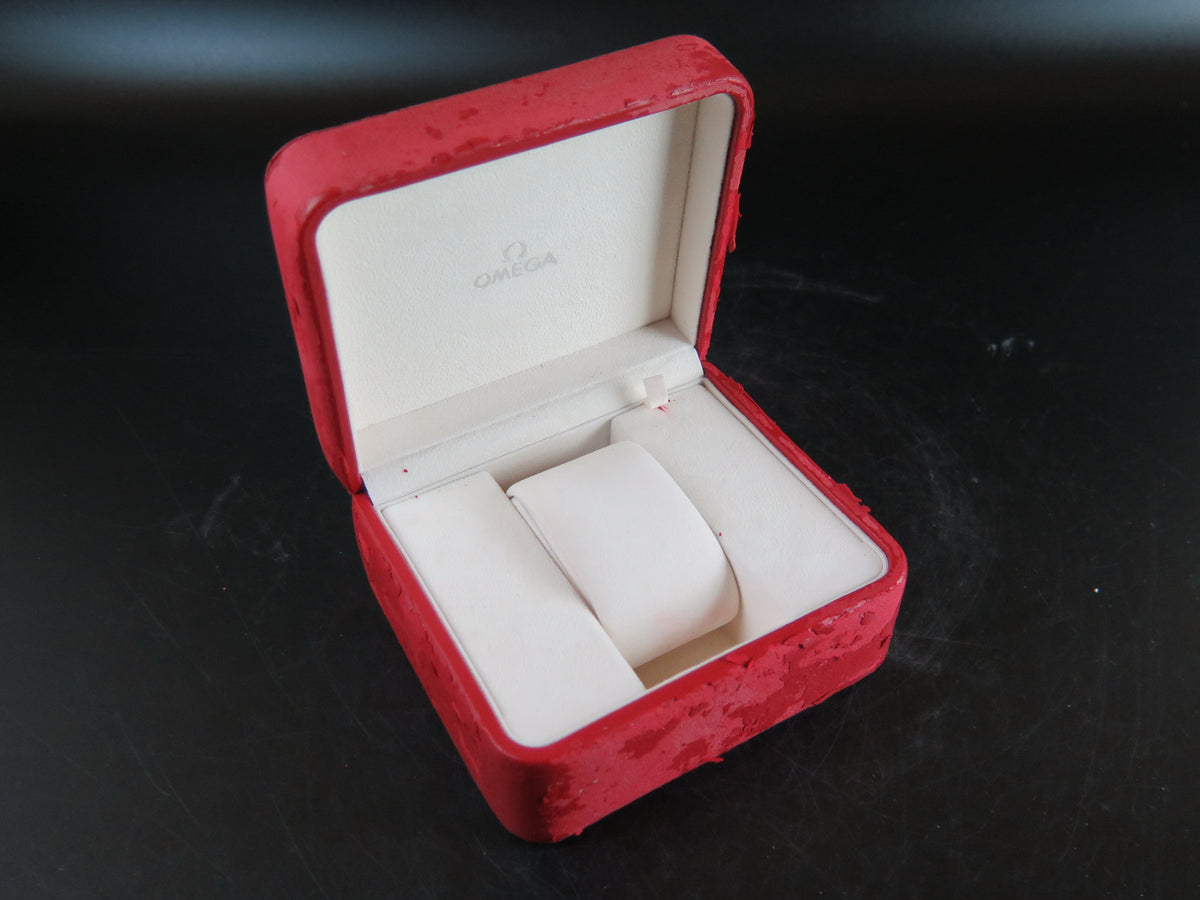 Omega Box (1)