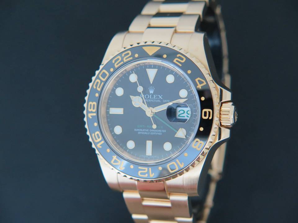 Rolex GMT-Master II Yellow Gold 116718LN  (1)