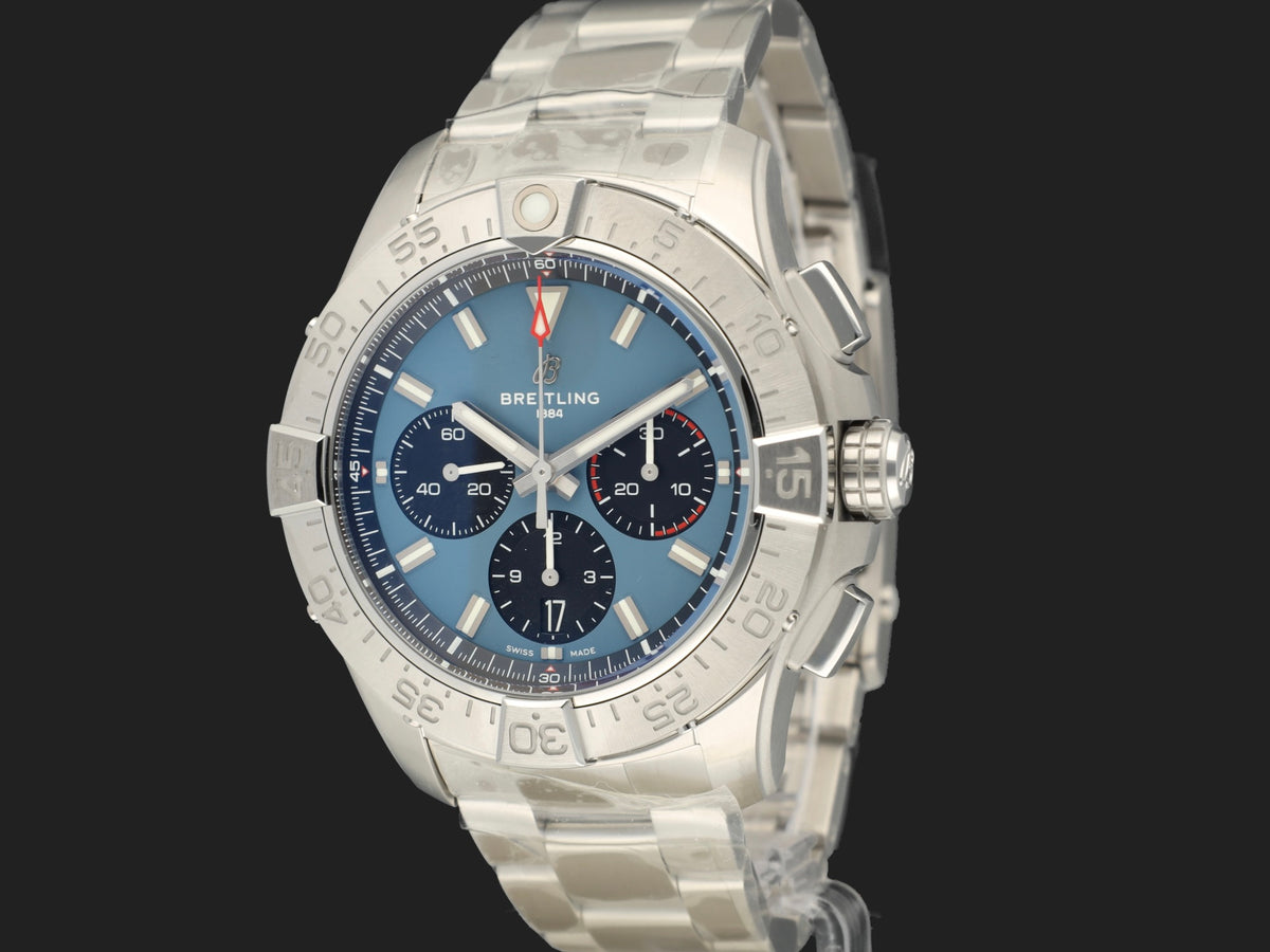 Breitling Avenger B01 Chronograph 44 AB0147 NEW (1)