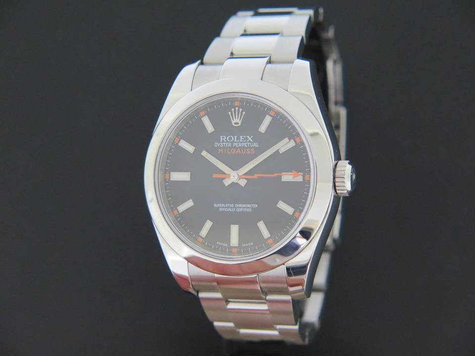 Rolex Oyster Perpetual Milgauss Black Dial (1)