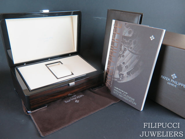 Patek Philippe Box with booklets