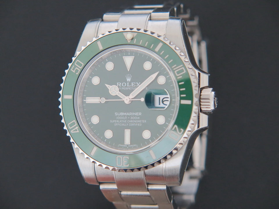 Rolex Submariner Date 116610LV (1)