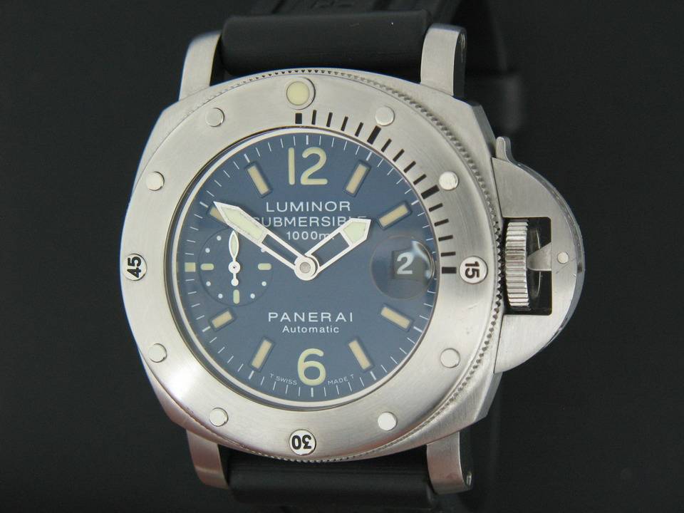 Panerai Luminor Submersible 1000M (1)