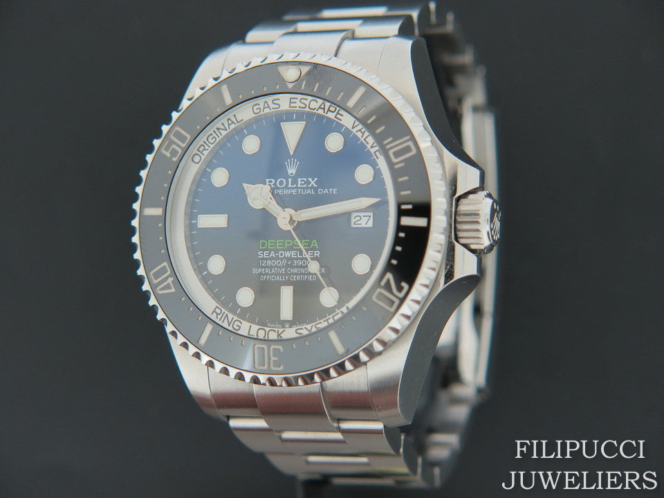 Rolex Sea-Dweller Deepsea D-Blue James Cameron  126660  116243 (1)
