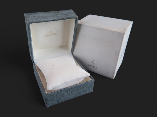 Omega Vintage Box Set