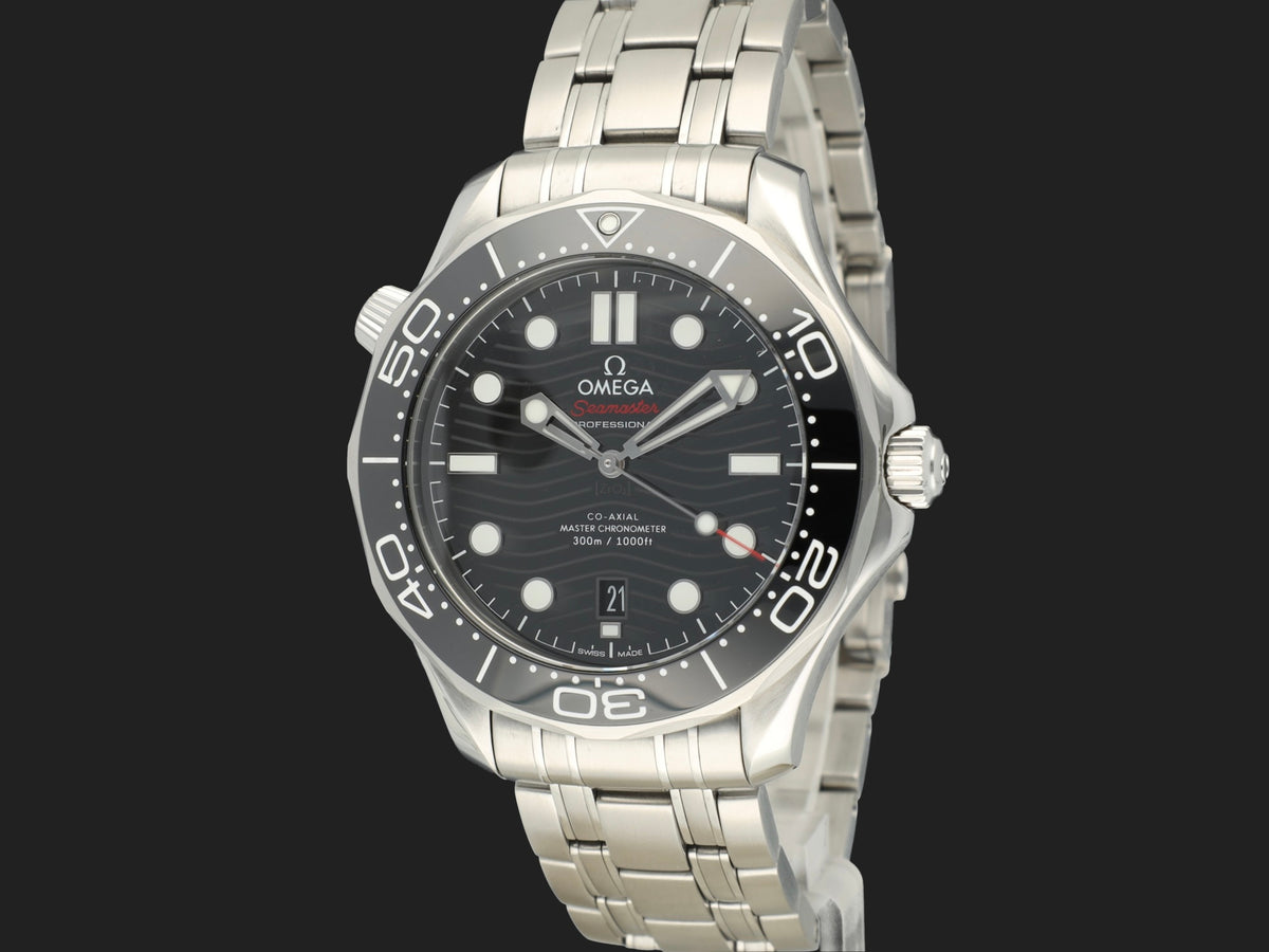 Omega Seamaster Diver 300M Co-Axial Master Chronometer Black Dial 210.30.42.20.01.001 (1)