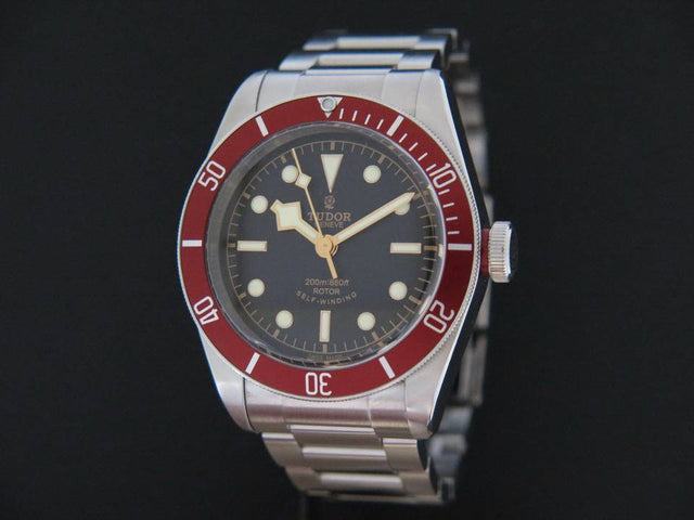 Tudor Heritage Black Bay
