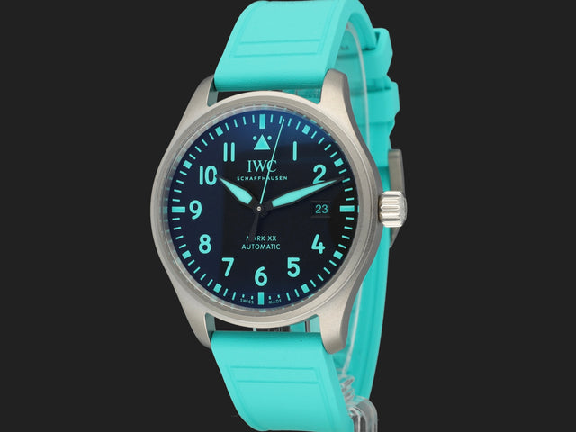 IWC Pilot’s Watch Mark XX Mercedes-AMG PETRONAS Formula One™ Team IW328210 NEW IW328201