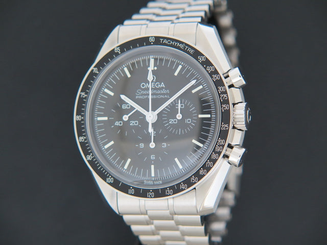 Omega Speedmaster Professional Moonwatch Co-Axial Master Chronometer NEW