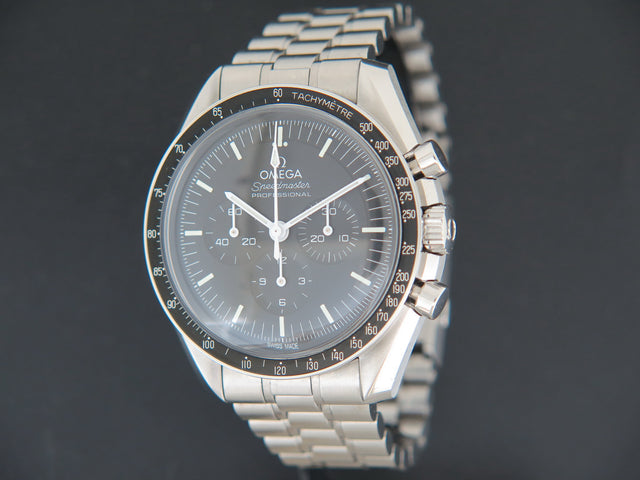 Omega Speedmaster Professional Moonwatch Co-Axial Master Chronometer