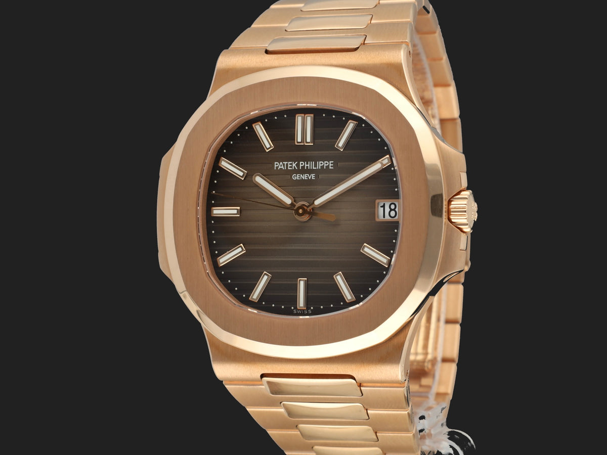 Patek Philippe Nautilus Rose Gold 5711R NEW (1)
