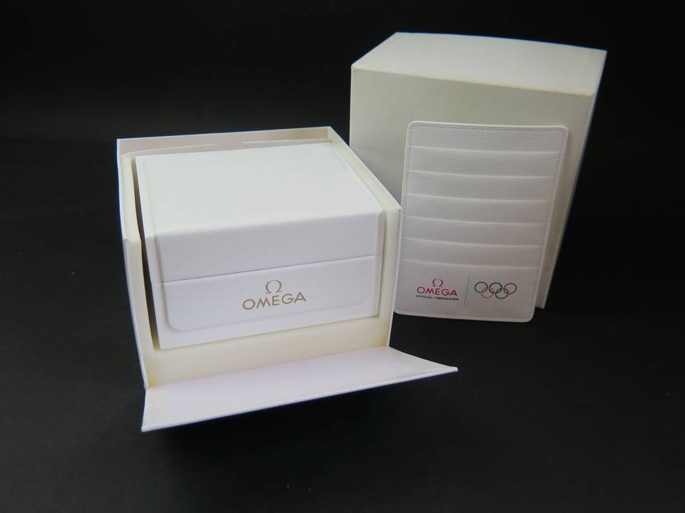 Omega Olympic Box (1)