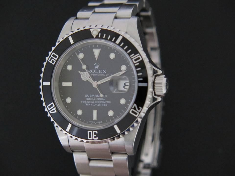 Rolex Oyster Perpetual Submariner Date (1)