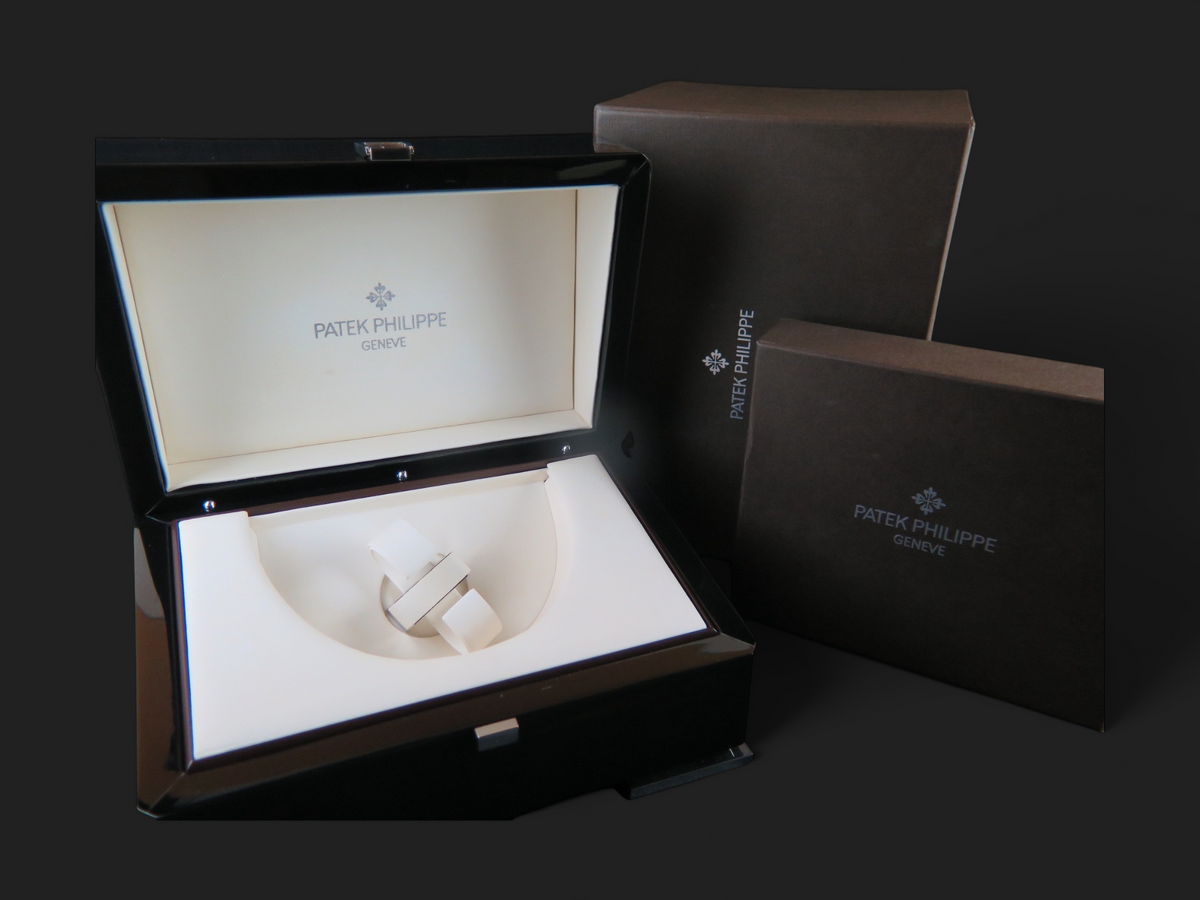Patek Philippe Watch Winder Set (1)