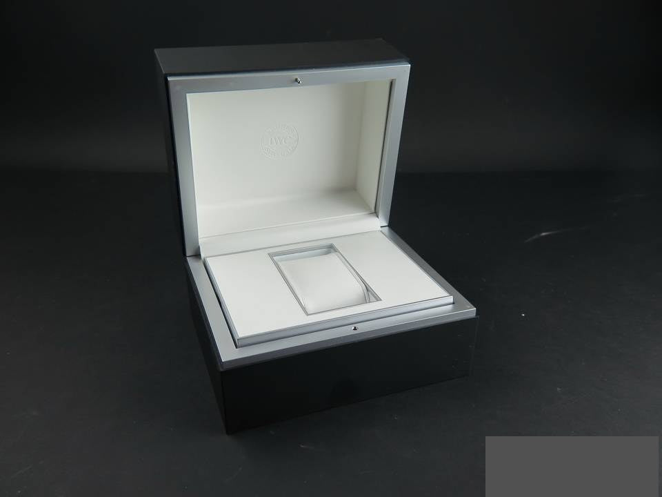 IWC Box   (1)