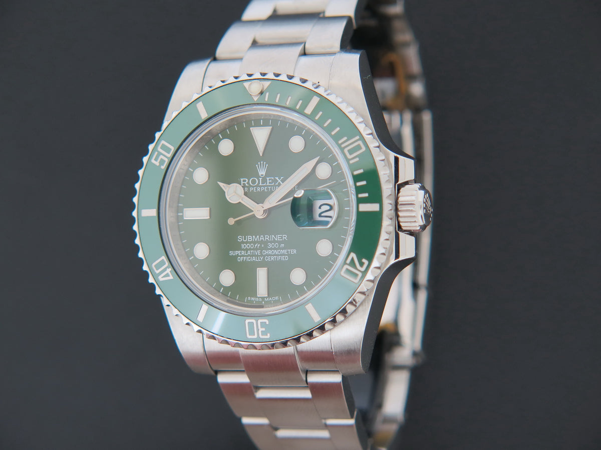 Rolex Submariner Date 116610LV  (1)