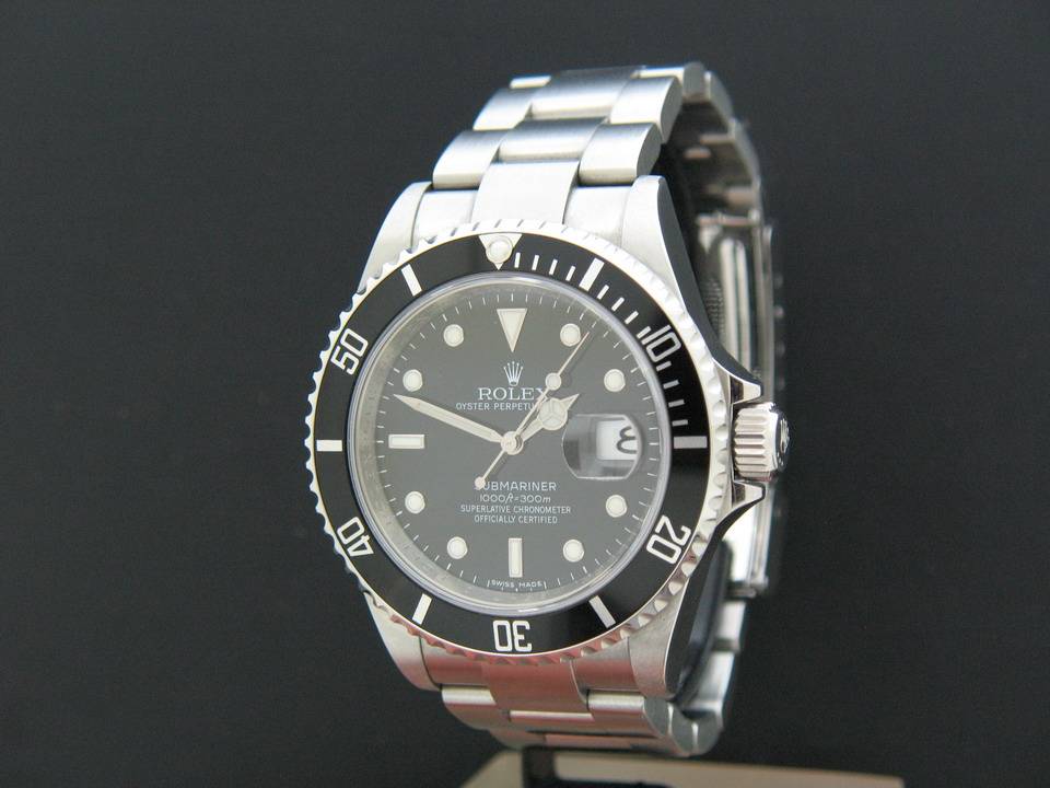 Rolex Oyster Perpetual Submariner Date (1)