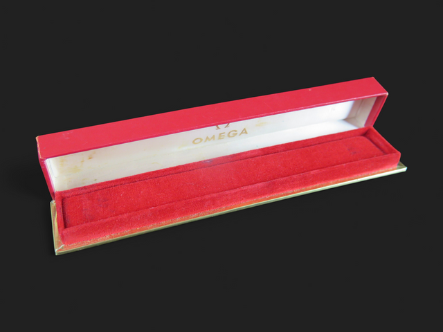 Omega Vintage Box