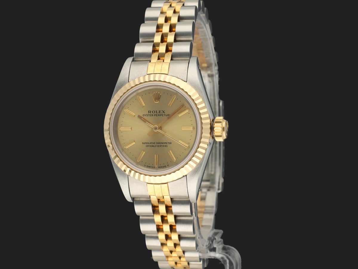 Rolex Oyster Perpetual Lady 26 Champagne Dial 67193 (1)