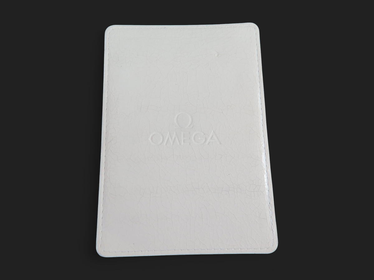 Omega Card Holder (1)