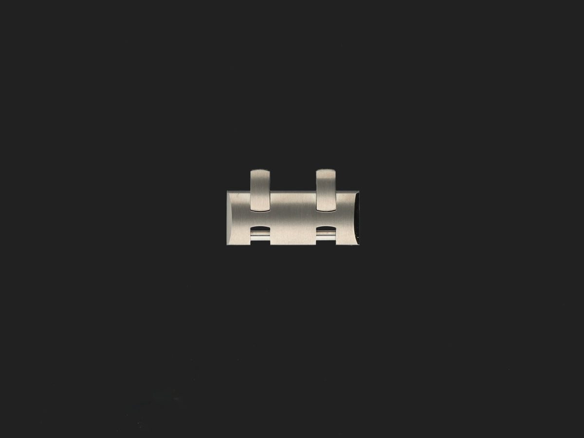 Audemars Piguet Royal Oak Offshore Steel Link 18MM (1)
