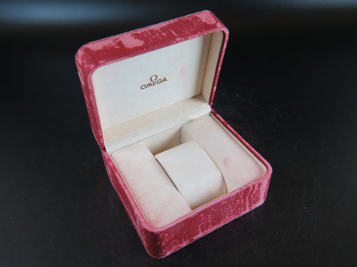 Omega Box (1)