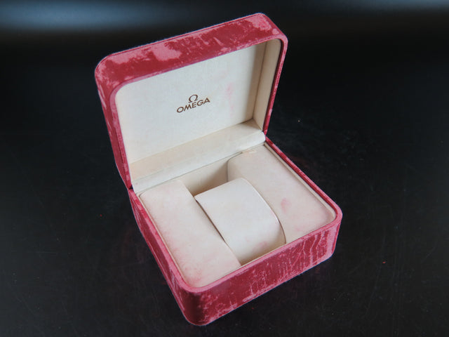 Omega Box
