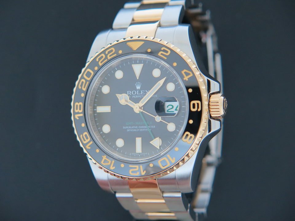 Rolex GMT Master II Gold/Steel 116713LN (1)
