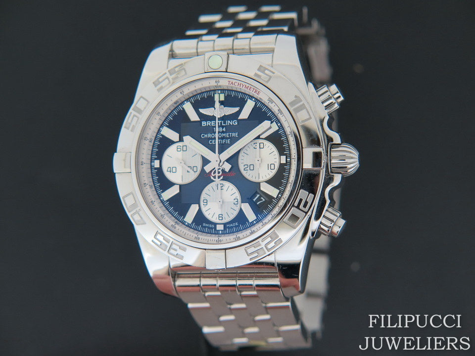 Breitling Chronomat 44 Black Dial NEW AB011012 (1)