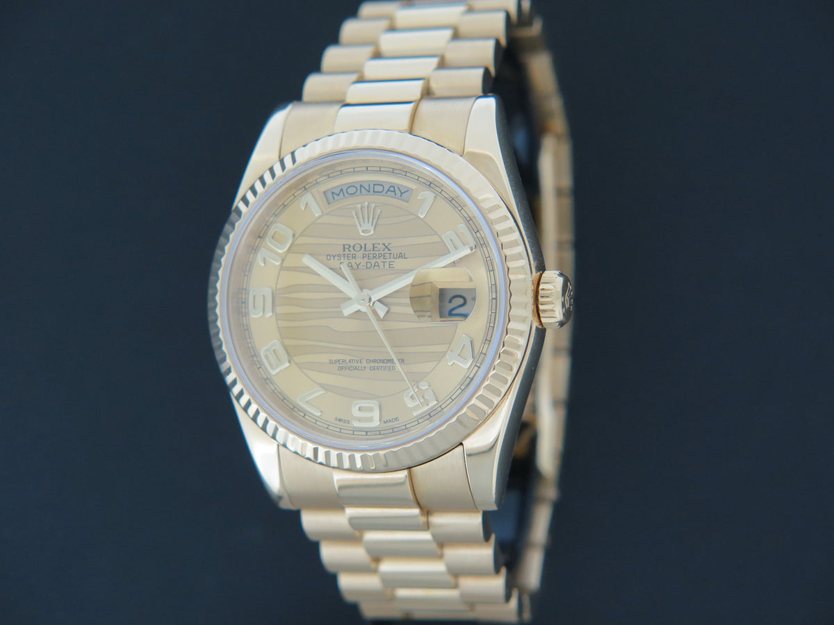 Rolex Day-Date Yellow Gold Arab Wave Dial 118238 (1)